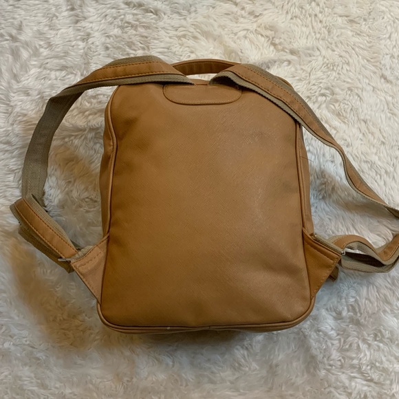 Backpack - Picture 2 of 3